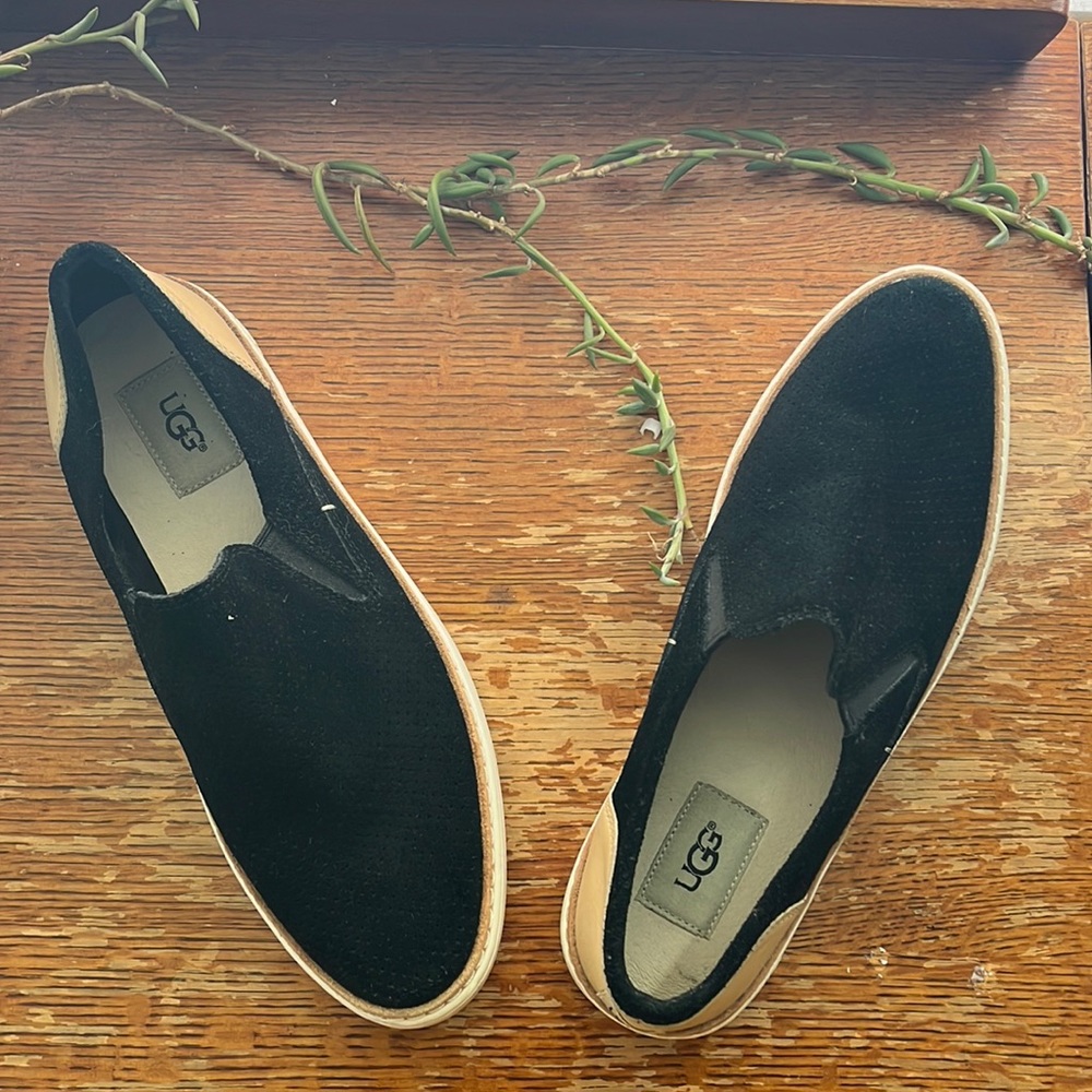Black Ugg slip on sued and leather shoes